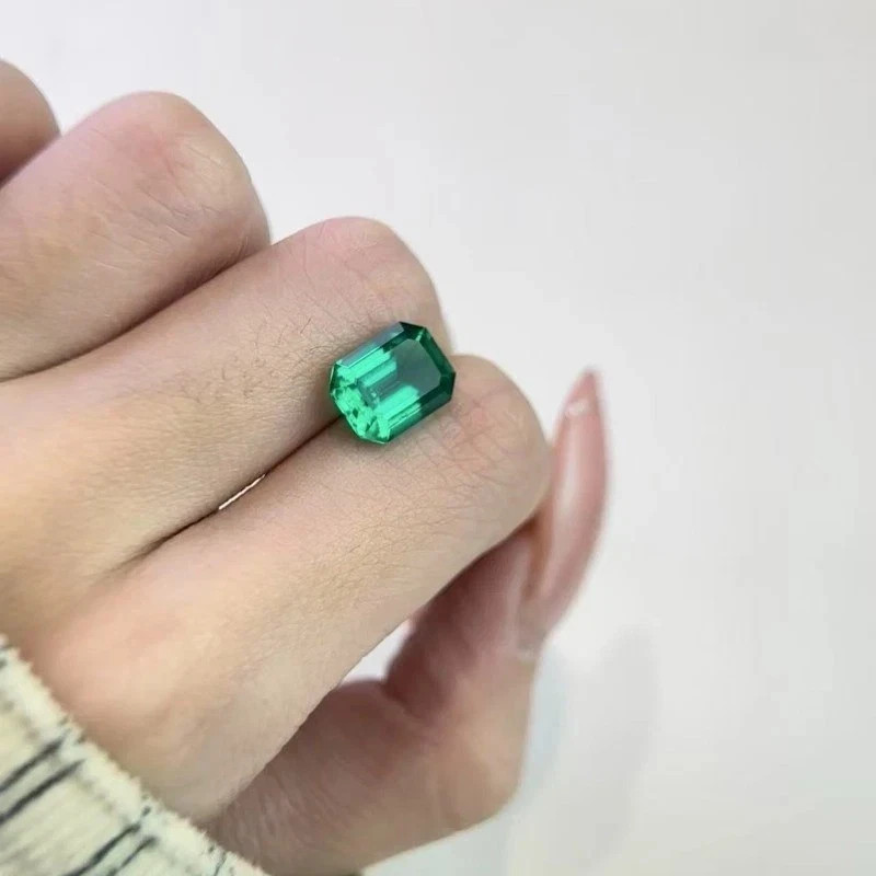 8.77 Ct Certified Natural Ceylon Blue-Green Parti Sapphire Emerald Cut Gemstone