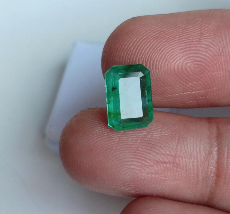 Stunning 2.43 Ct Natural Zambian Green Emerald – “Certified” Loose Gemstone