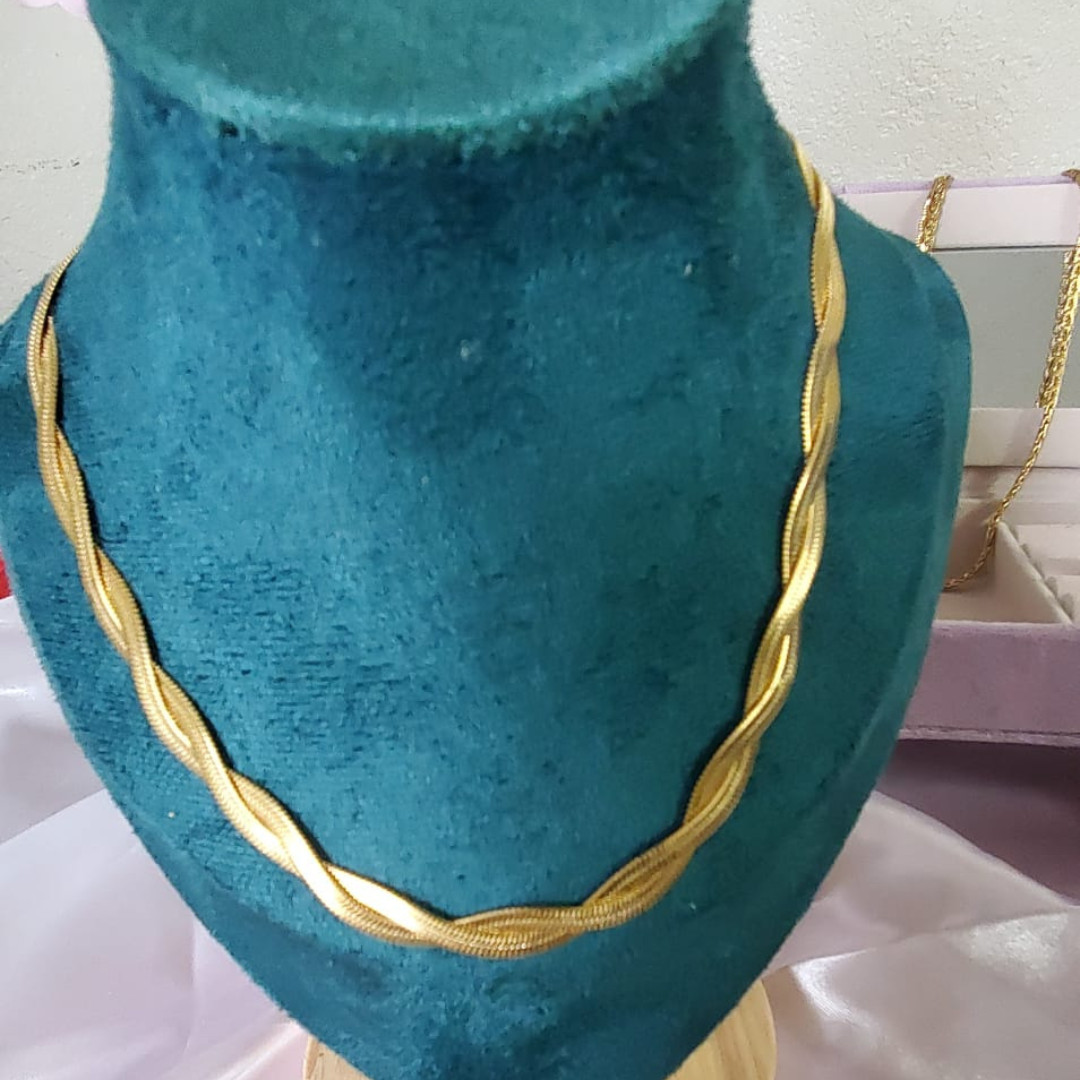 Woman 18K Gold Plated twisted Snake Herringbone Chain Waterproof Necklace