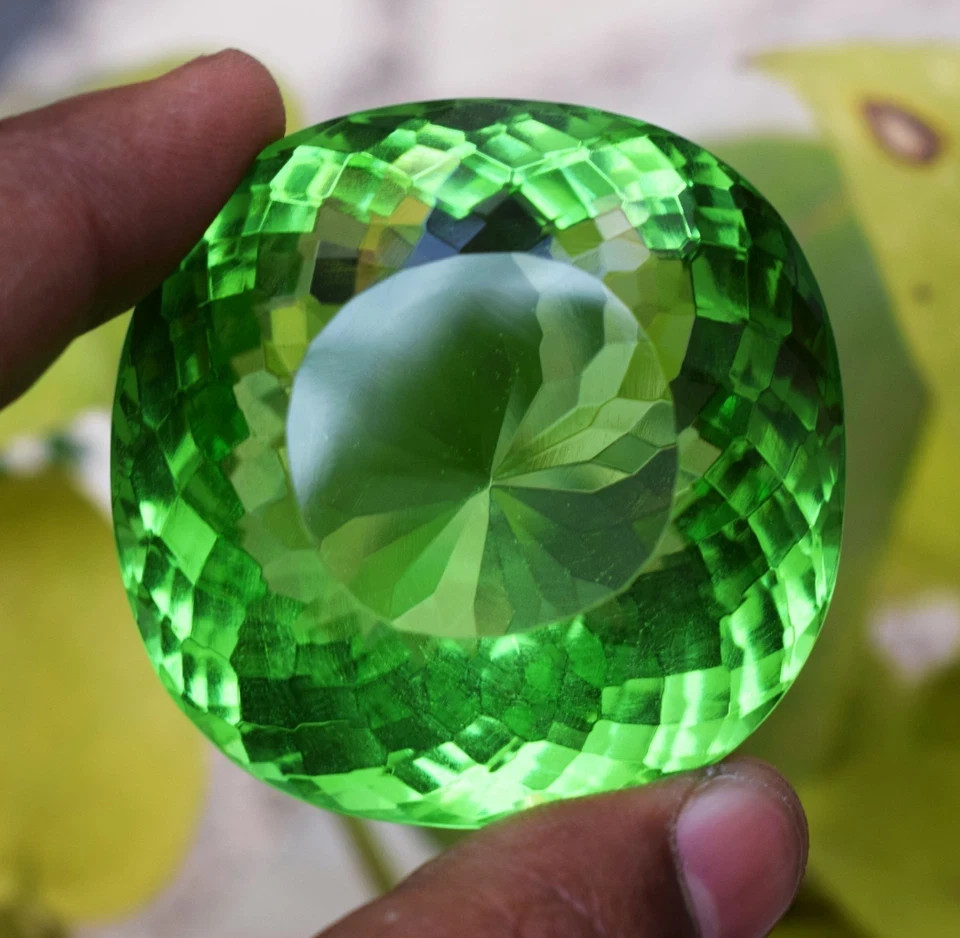 460.45 CT Flawless Green Topaz Square Cushion Cut Certified Loose Gemstone