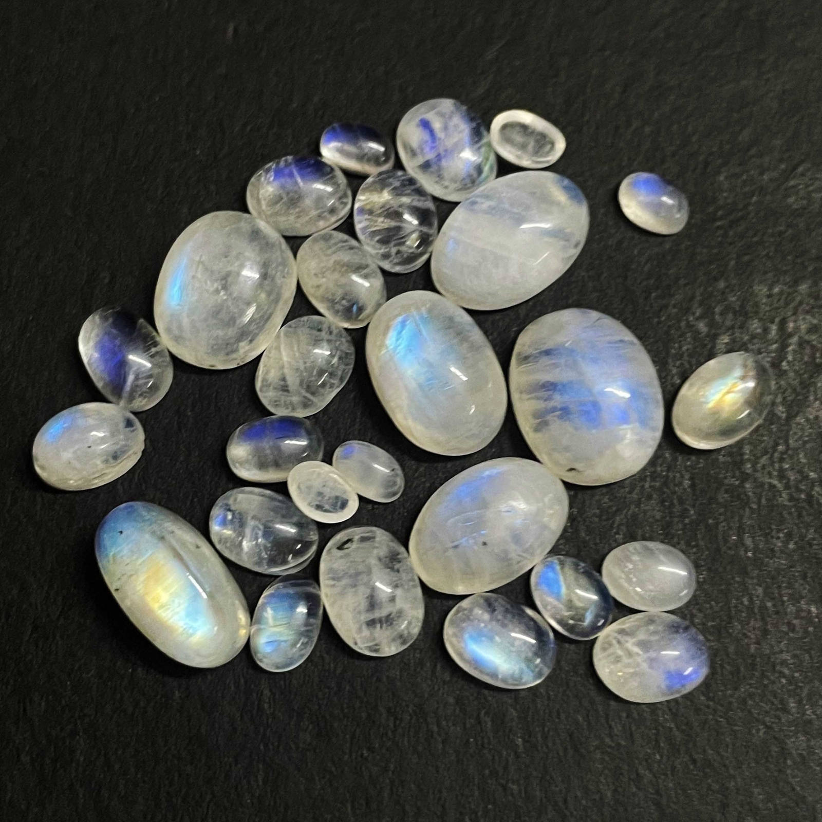 Natural Rainbow Moonstone Oval Cabochon Gemstone Lot 27 Pcs 3×5-10×12 MM 40 CT