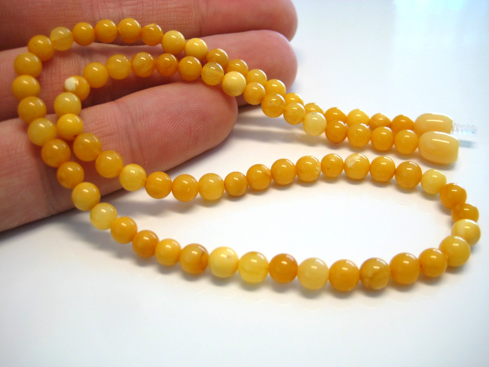 Genuine Round Butterscotch Amber Baltic Amber Necklace 16 inches 75 Beads !!!