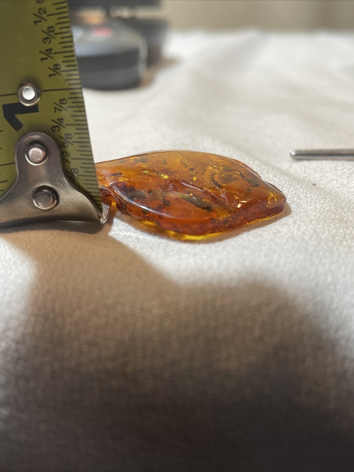 ANTIQUE BALTIC NATURAL AMBER STONE WITH GENUINE FOSSIL SOLD AS PICTURE