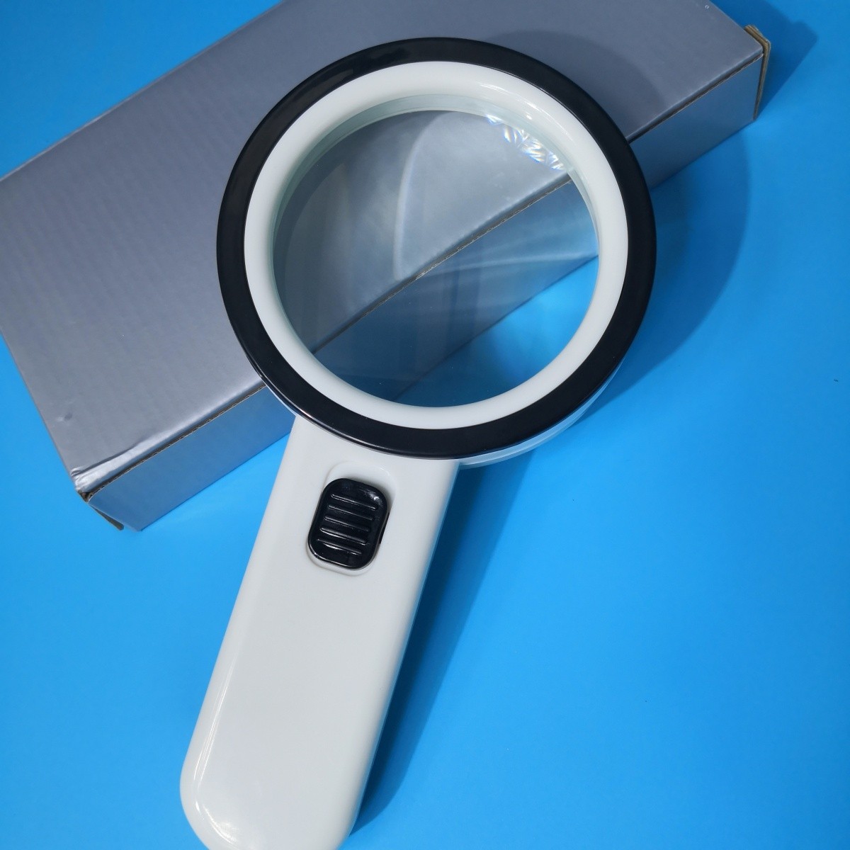 Jumbo 30X Handheld Magnifying Glass w/ 12 Bright LED Light Illuminated Magnifier