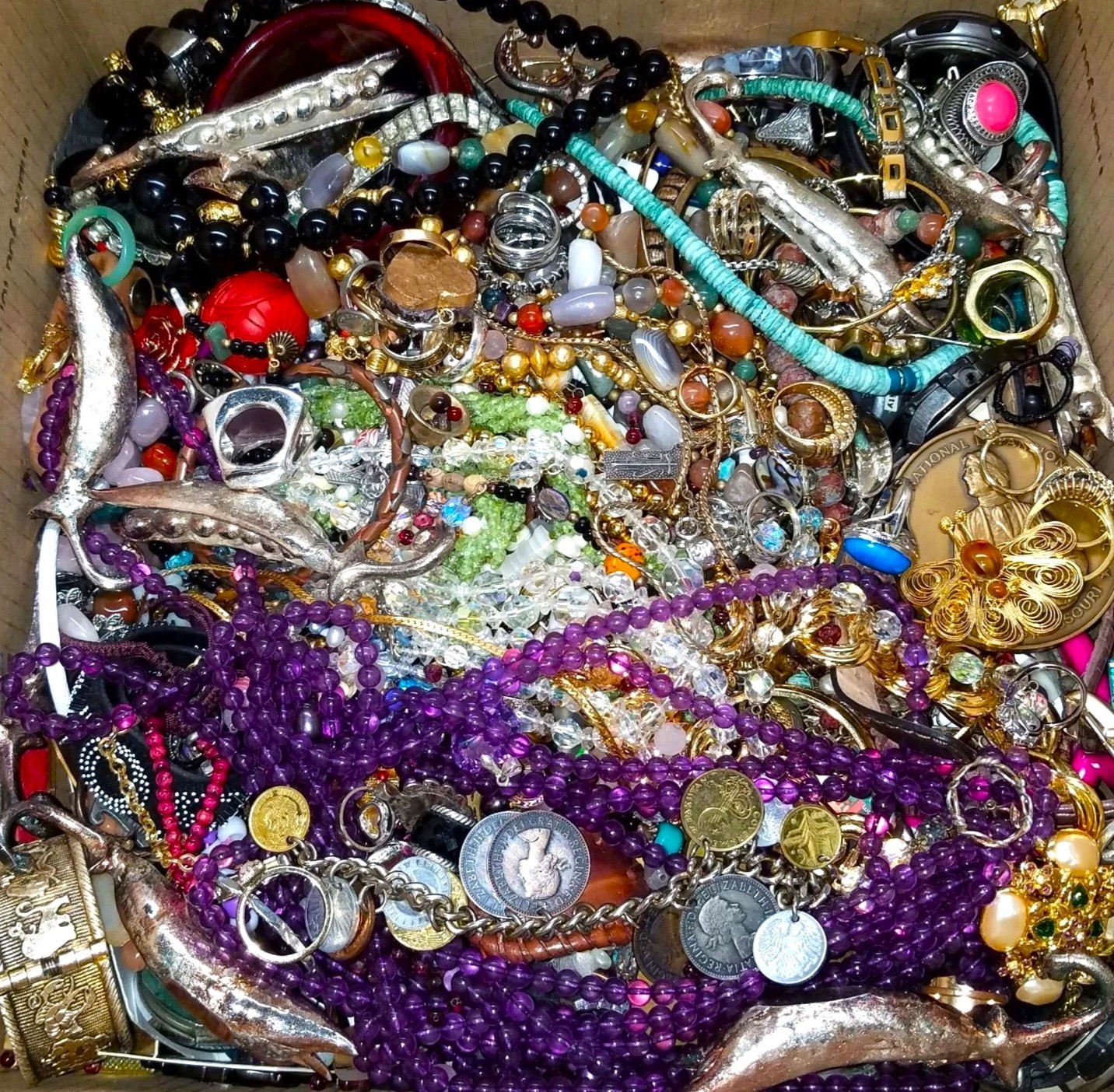 3 Pounds Unsearched Lot Jewelry Old Vintage & Modern Wear Resell & Junk Mixed In