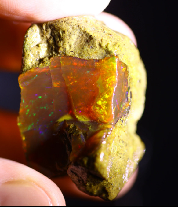 Ethiopian Welo Opal Rough 83.5 cts Clean Natural Rough Rub Opal Gemstone (1988)
