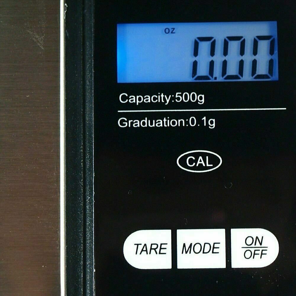 500g x 0.1g Digital Pocket Scale 0.1 Gram Portable Precision Scale CS-500 Silver