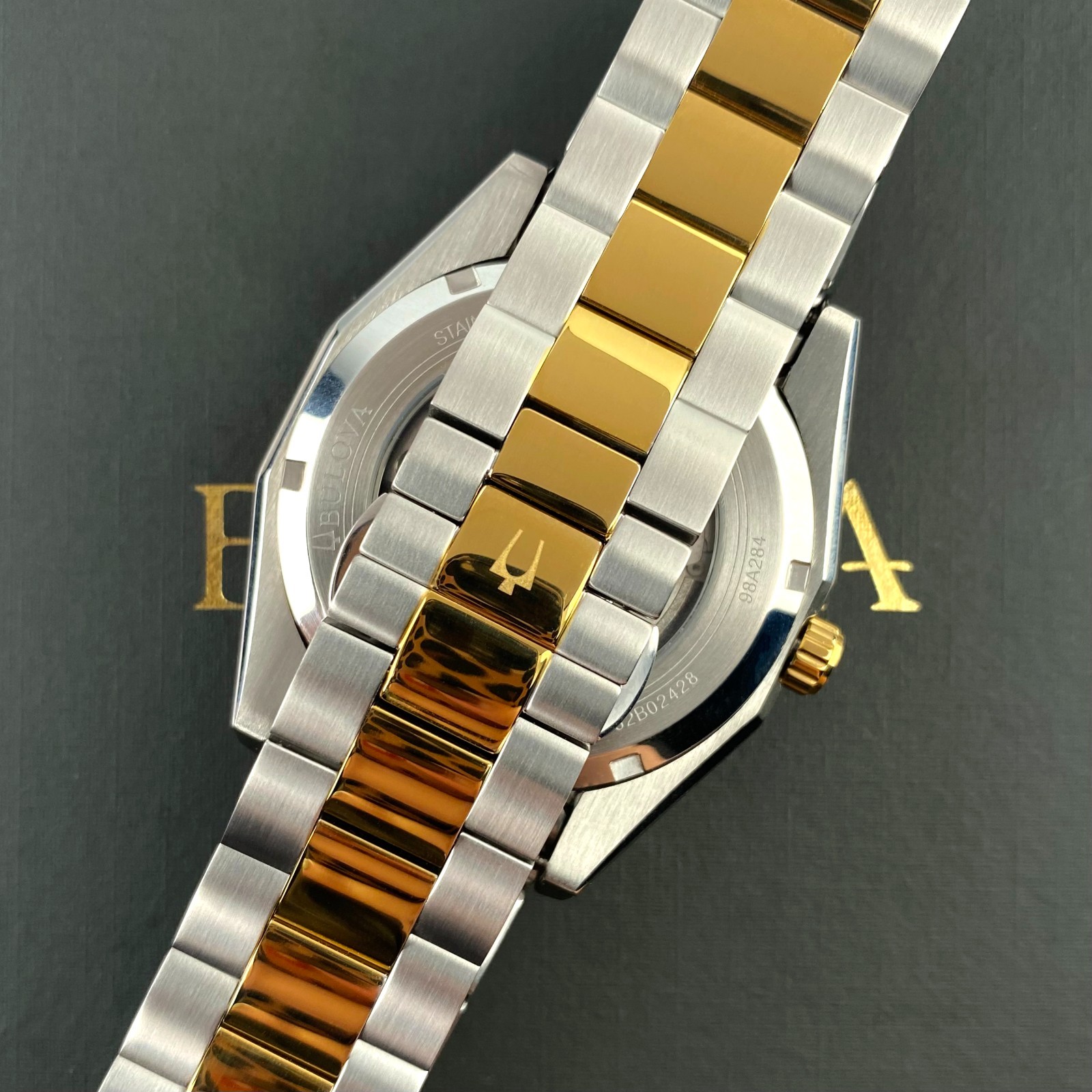 Bulova Surveyor 98A284 Automatic 42mm Silver Tone Dial Gold/Silver Men’s Watch