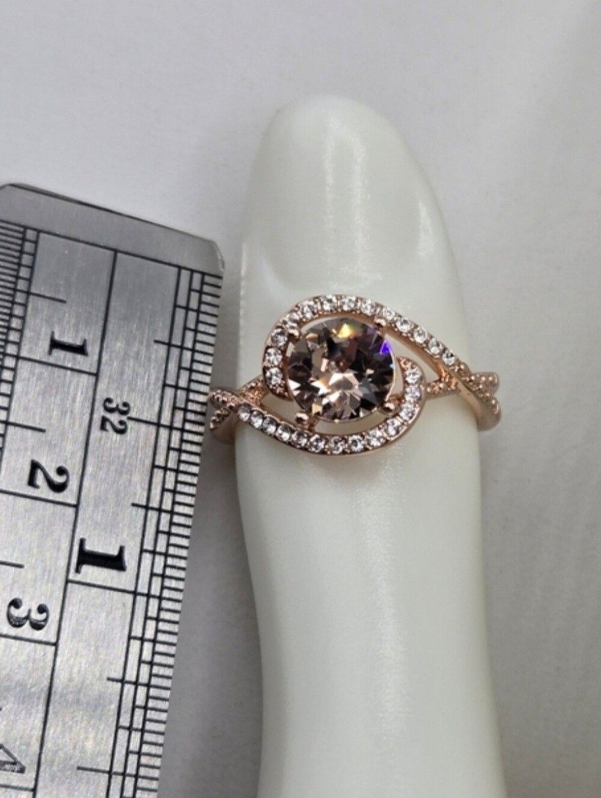 Swarovski Crystal Elements Rose Gold Statement Ring Pink Champagne Size 7.75