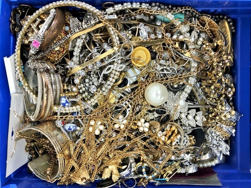 10 Pounds Unsorted Jewelry Making Lot Some Wearable Resell Mixed In Junk Tangled