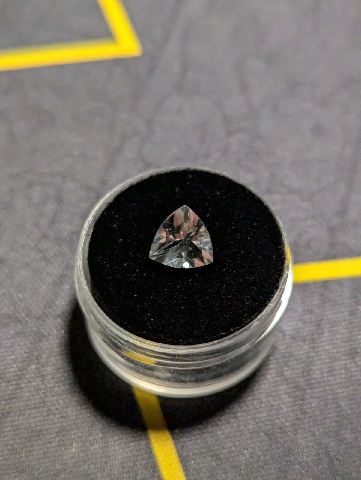 1.49ct 8.2x8mm VVS Trillion Natural Very Light Green Amethyst – Loose Gemstone