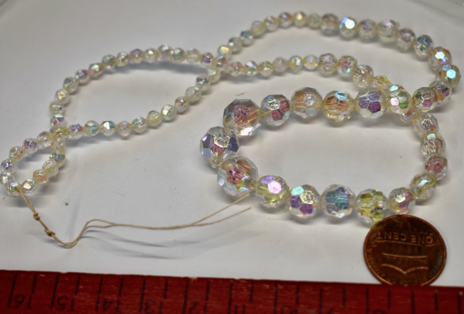 VINTAGE CRYSTAL AB PLASTIC GRADUATED FACETED BEAD NECKLACE NO CLASP • 17 inches