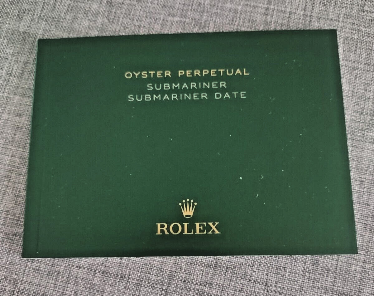 ROLEX SUBMARINER BOOKLETS FOR THE 41MM MODELS. SOLD FROM 2020 TO NOW.