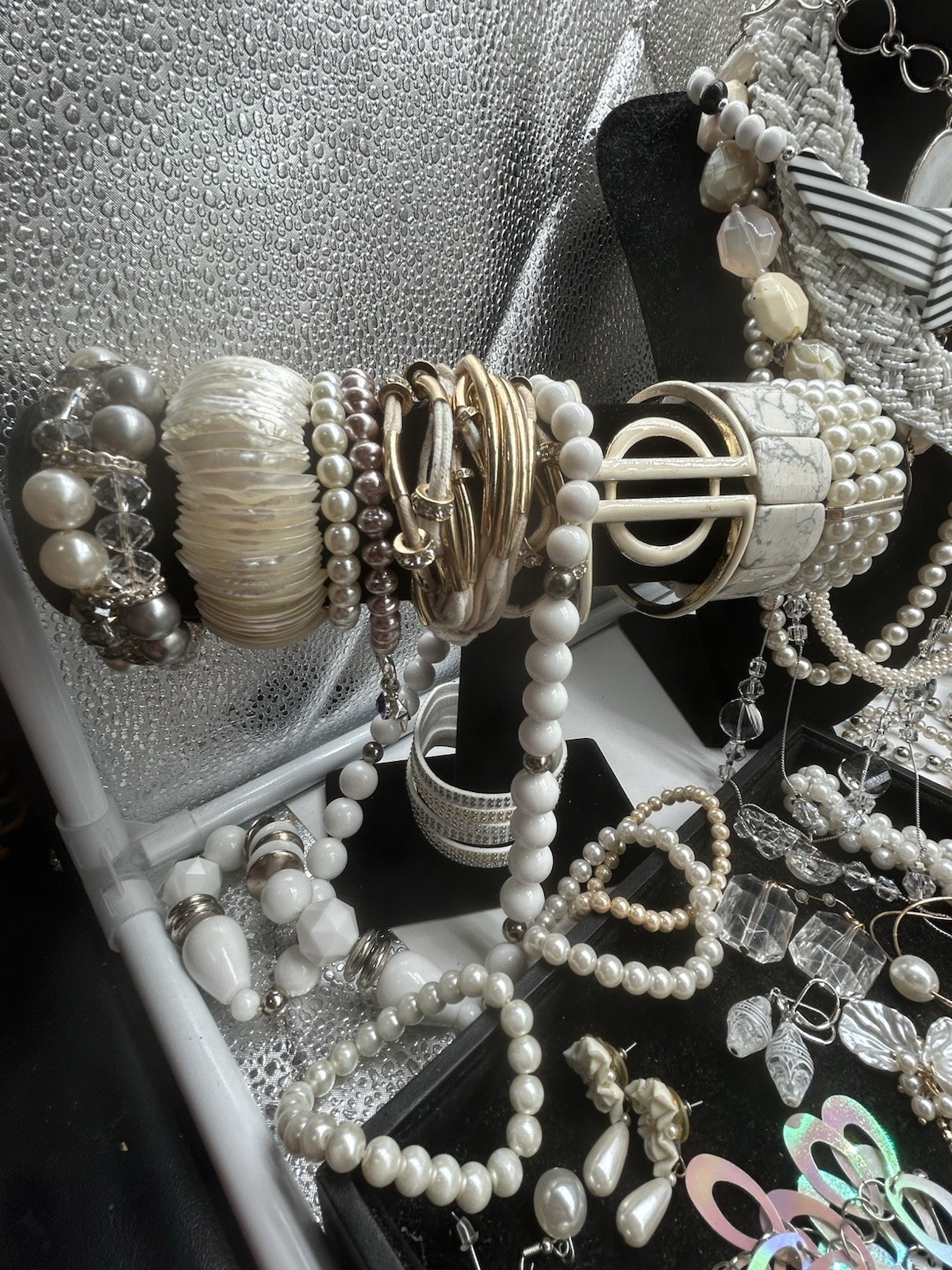 Vntg to Now Pearl Inspired Jewelry Lot All Wearable 8+ Lbs, 147 Pc #314