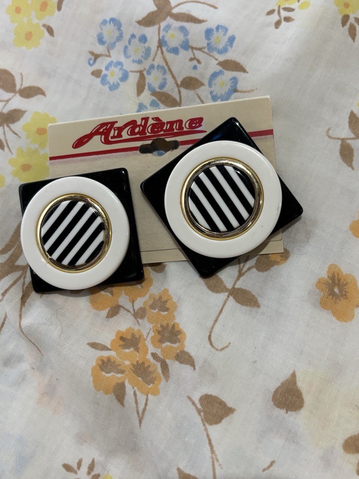 Ardene Earrings Black White Striped Geometric Studs Retro 80s Style NWT