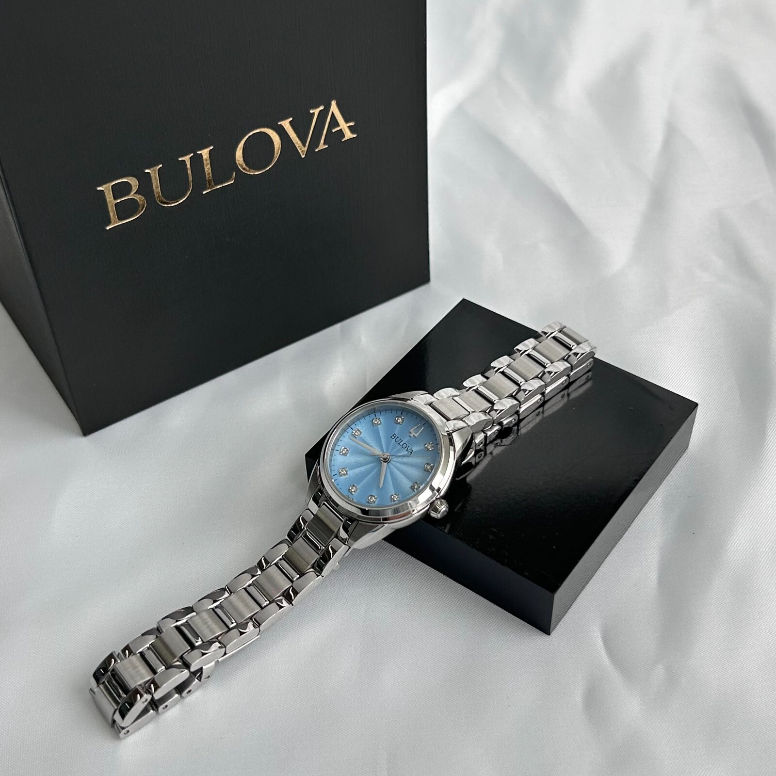Bulova Sutton Diamond Blue Dial 96P250 Women’s 28mm Quartz Watch-New w/box