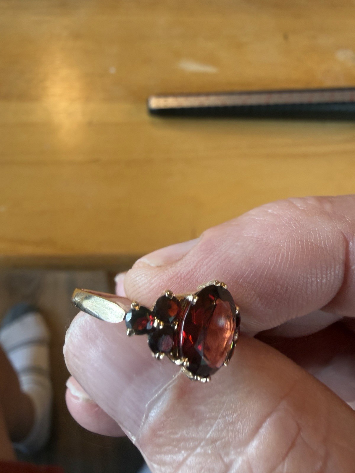 Antique Victorian Garnet 9 Carat Gold Ring England PLS Manufacturer Size 7 1/2