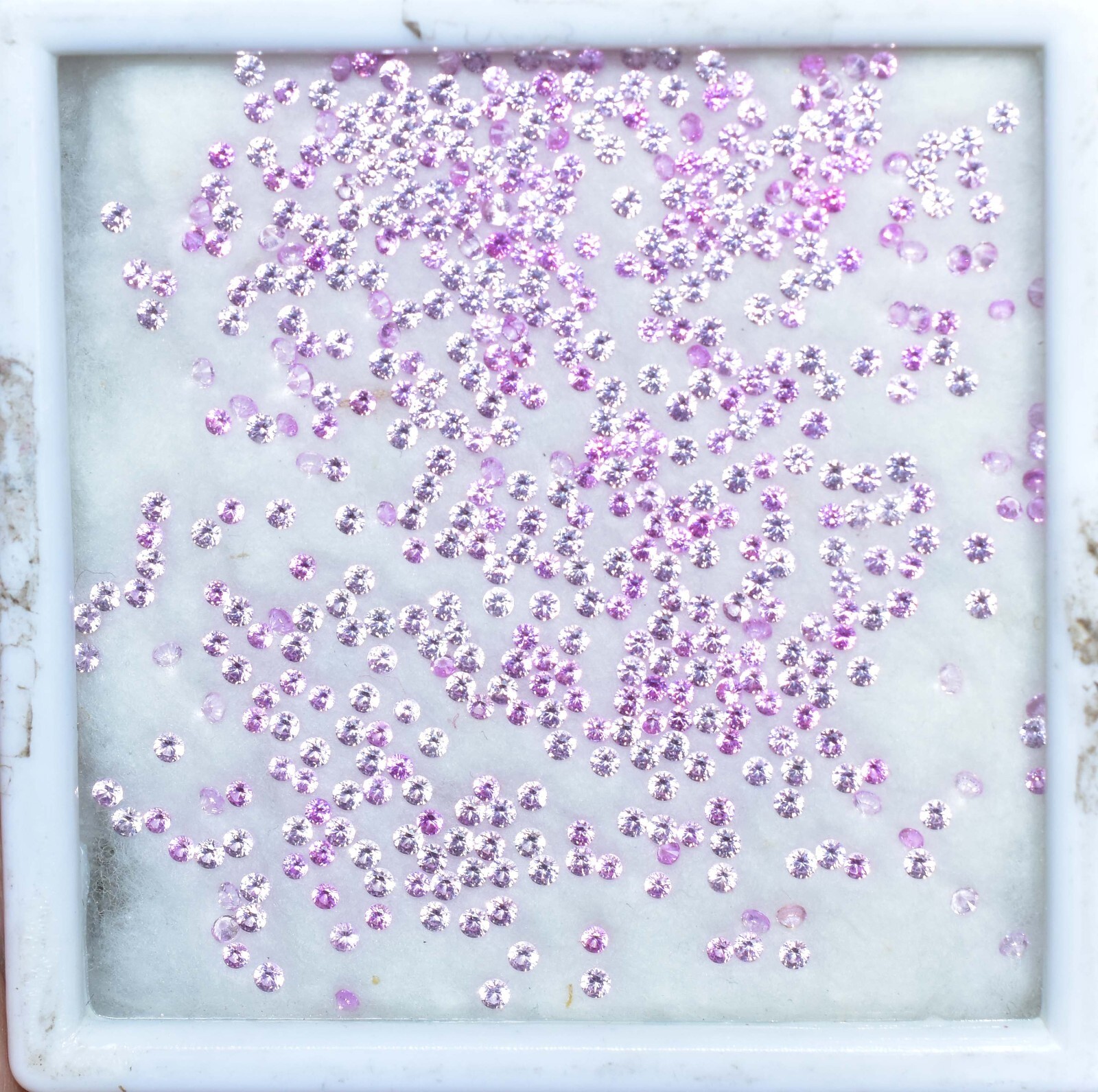 518 Pcs Natural Mogok Pink Ruby AGL Certified 1×1 mm Round Shape Loose Gemstone