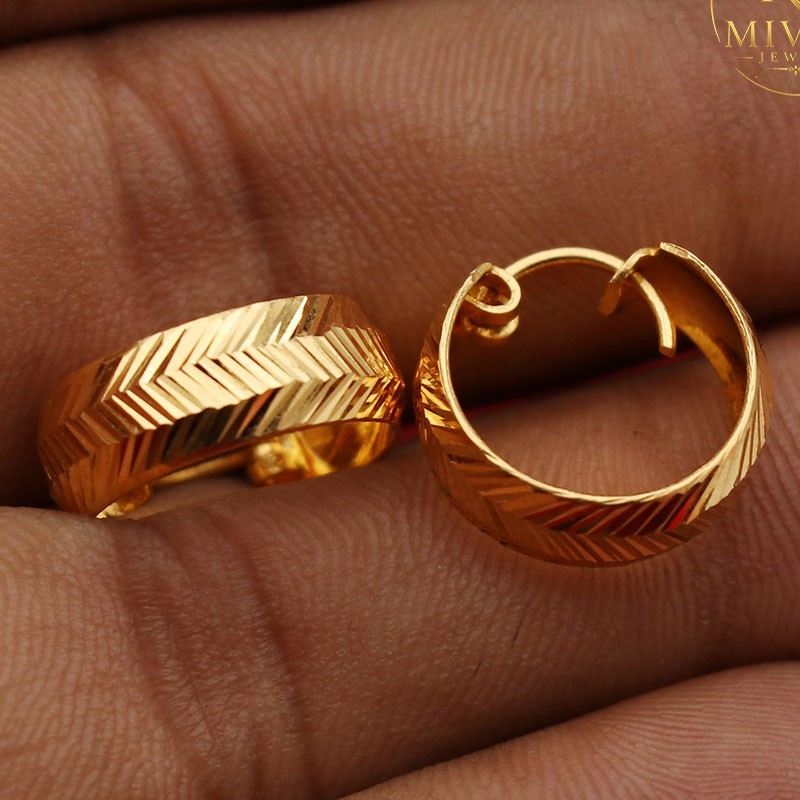 22K Yellow Gold Wire Hook Earrings 2.93g 1.5cm Elegant Mini Fine Jewelry