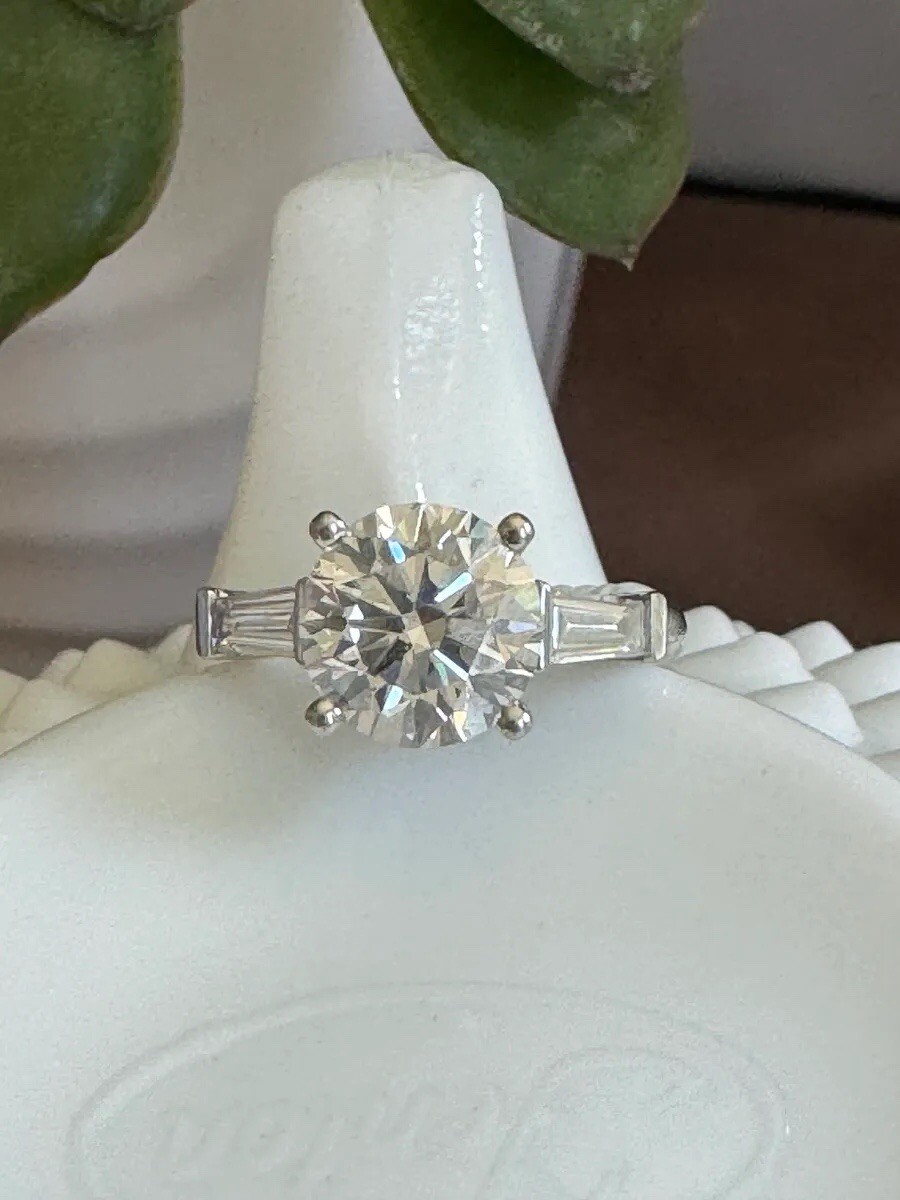 2.55ct G, VS2 Tapered Baguette Diamond Engagement Ring