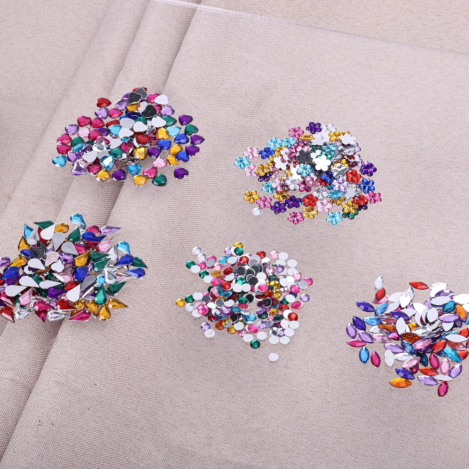 600pcs Gems Jewels for Crafts, Acrylic Flatback Rhinestones for Halloween Pir…