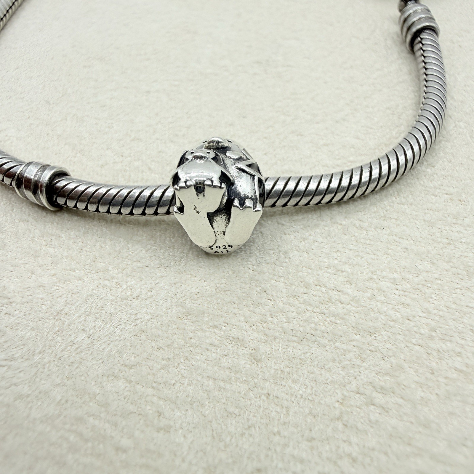 Pandora Moments Sterling Silver Black Enamel Penguin Family Charm Bead