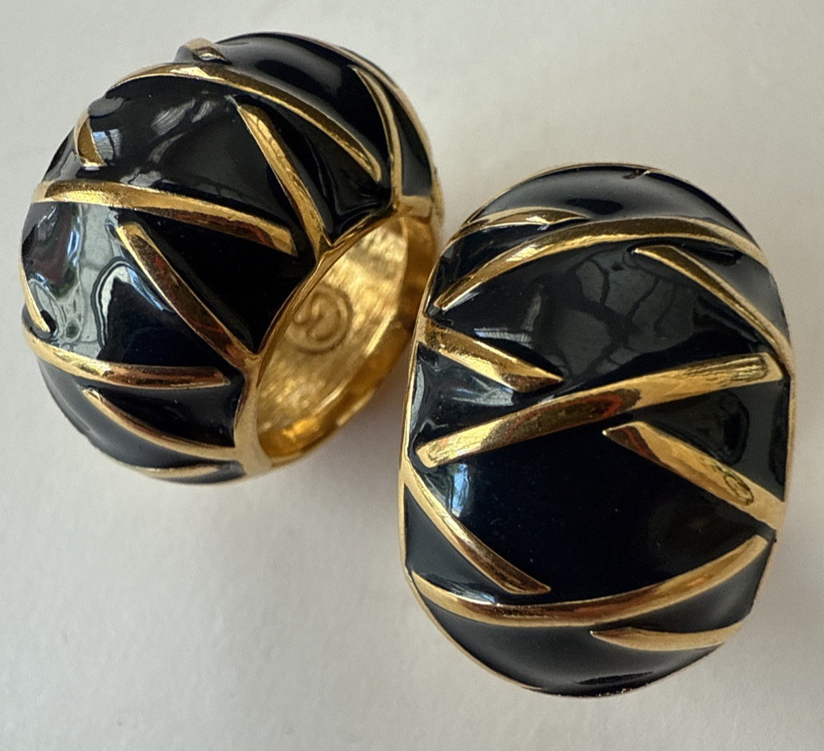 Vintage St John Hinged Enamel Hoop Earrings Gold Tone None Pierced