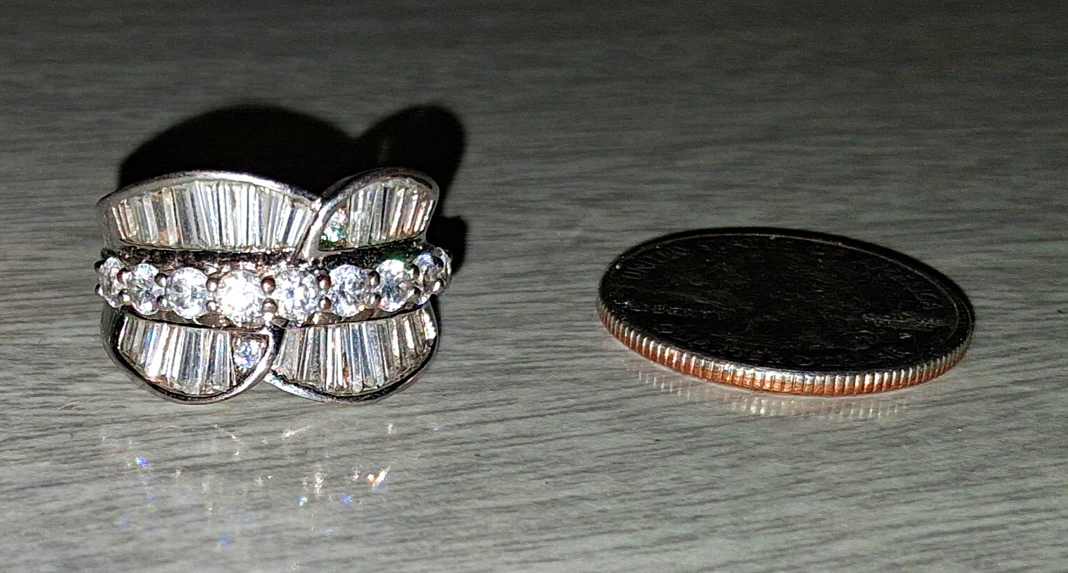 Silver Tone Clear Baguette & Round Rhinestone Cluster Cocktail Ring Size 7