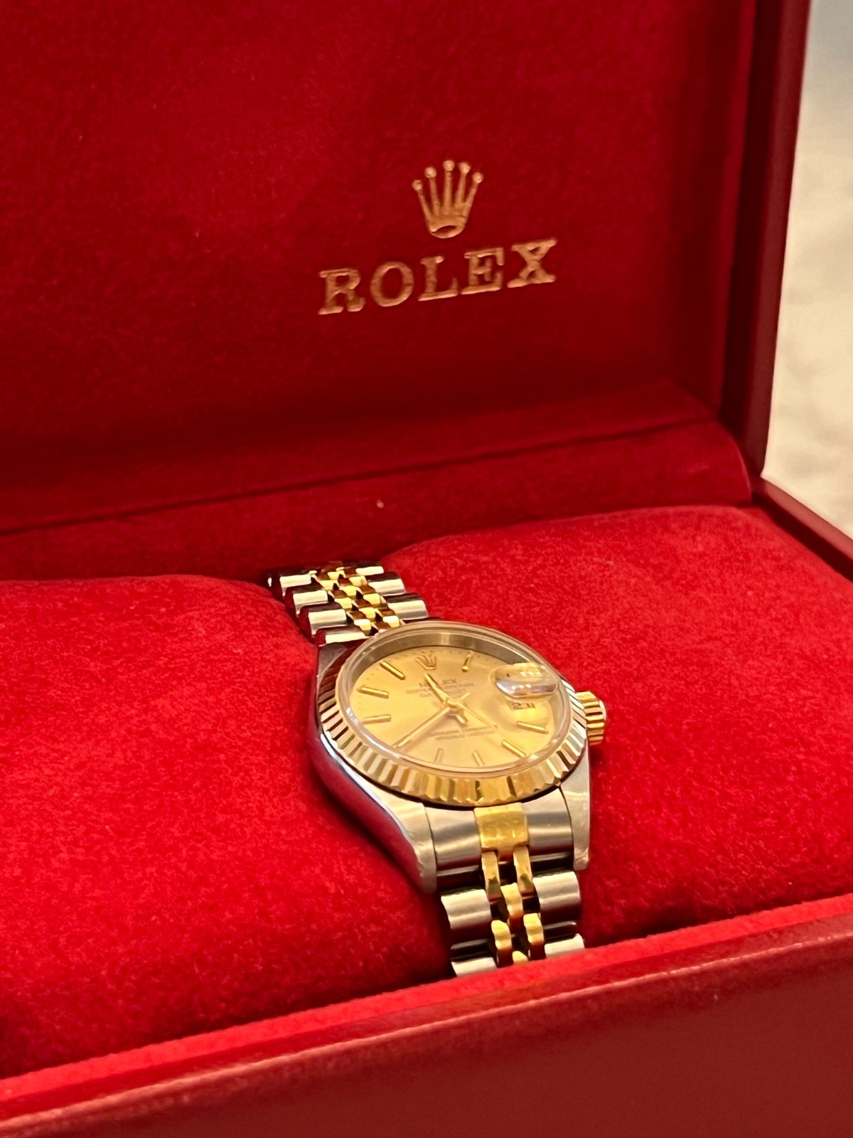 Rolex Lady-Datejust 69173 Champagne Dial With Box Papers 1996