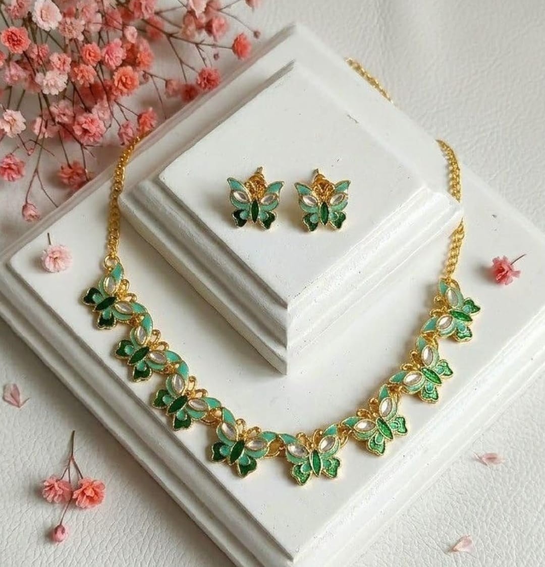 Indian bollywood butterfly shaped enamel pendant for women and girls