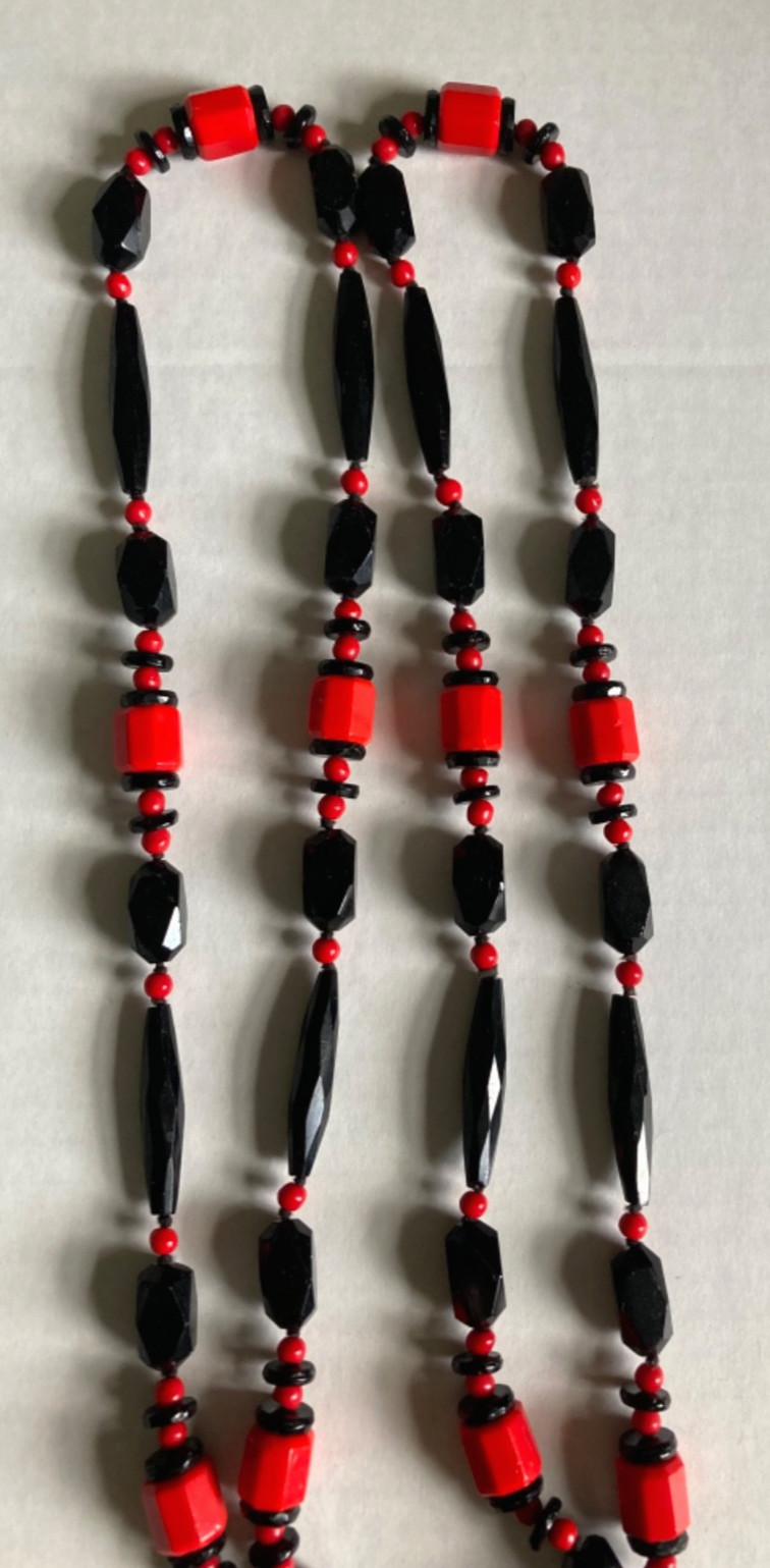 Antique ART DECO Faceted Czech Glass Necklace 50″ Long Red /Black FLAPPER