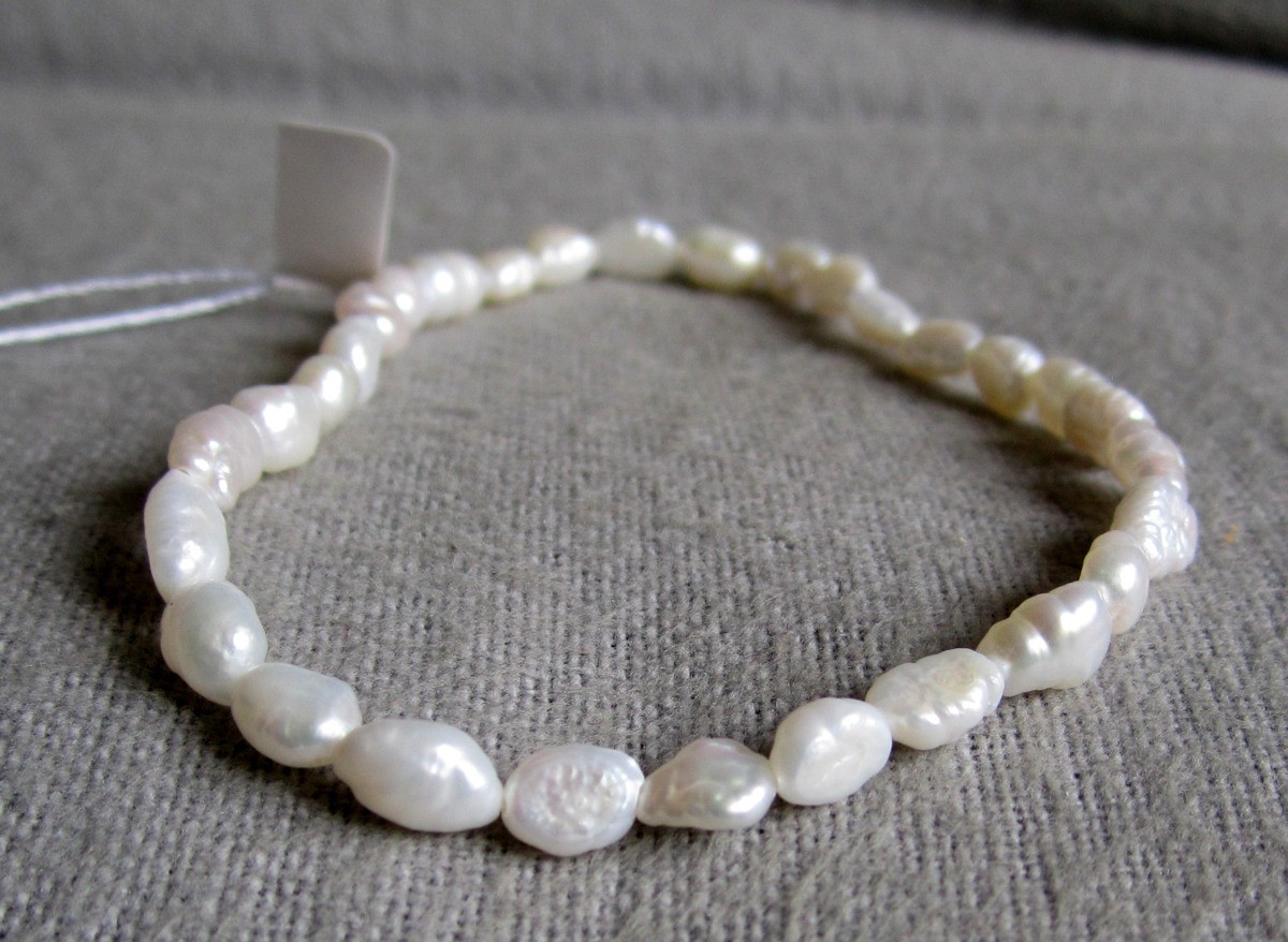 Freshwater cultured pearl cream Baroque bracelet for arm widths approx. 16-20 cm elastic