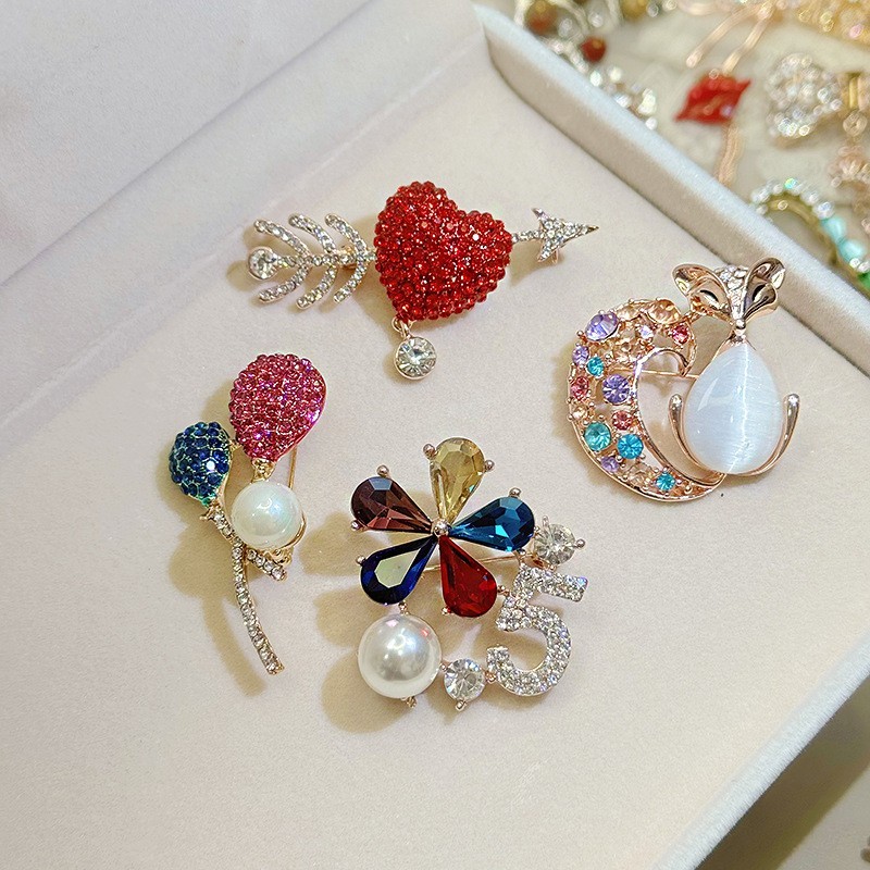 wholesale 20pcs Mix Design Vintage Brooch Pins Lot Enamel Crystal Pearl Resale