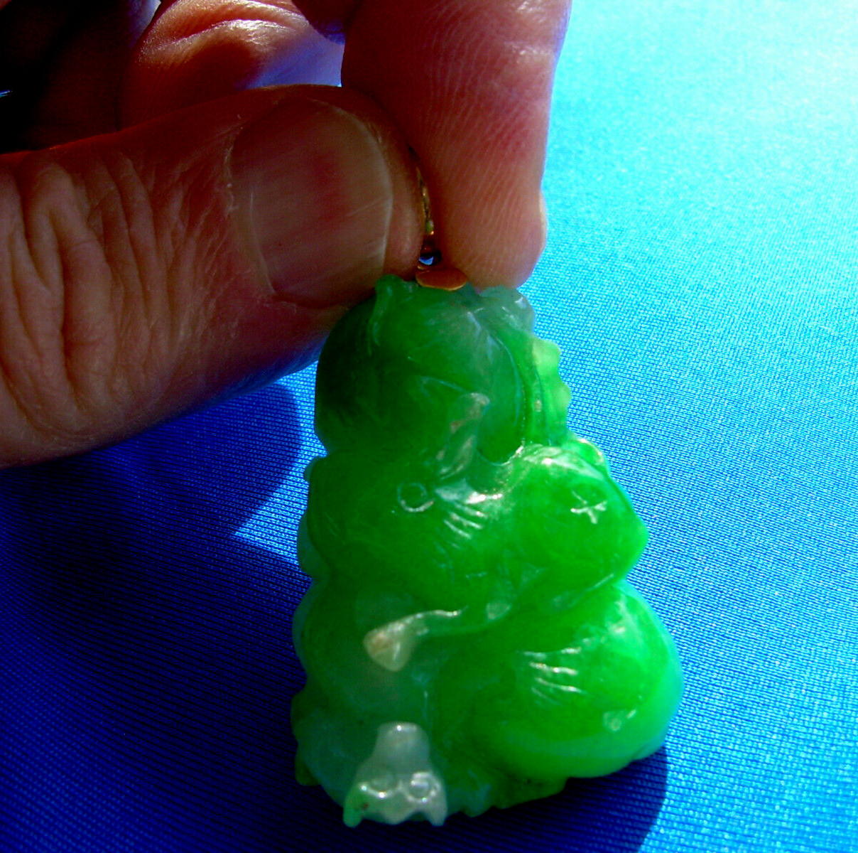 Original EARTH MINED Jadeite Jade Lucky Antique Green Medallion Pendant 18K GOLD