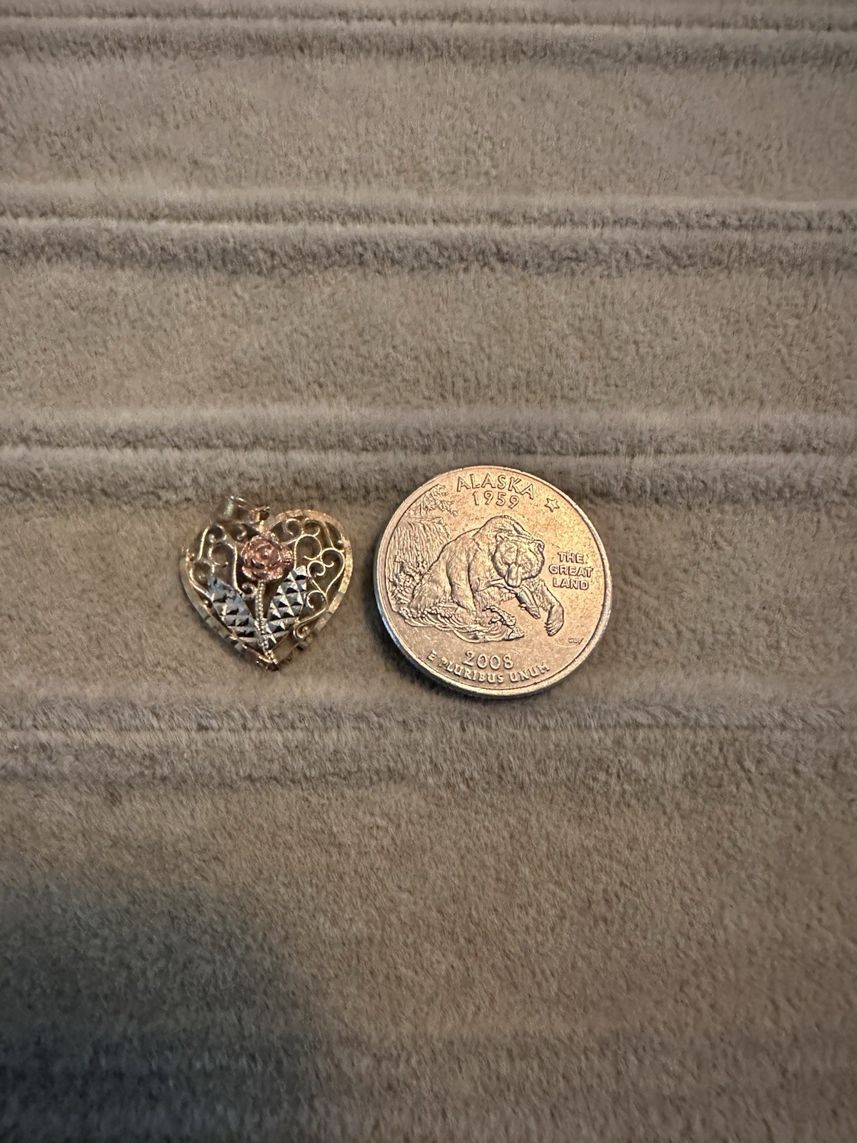 Vtg Estate 9CT Yellow/rose/white Gold Filigree Rose Heart Pendant