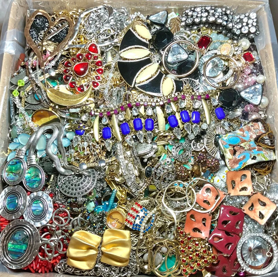 3 Poun Unsearched Jewelry Lot VTG & Now Junk & Wear & Resell Craft FUN Free Ship