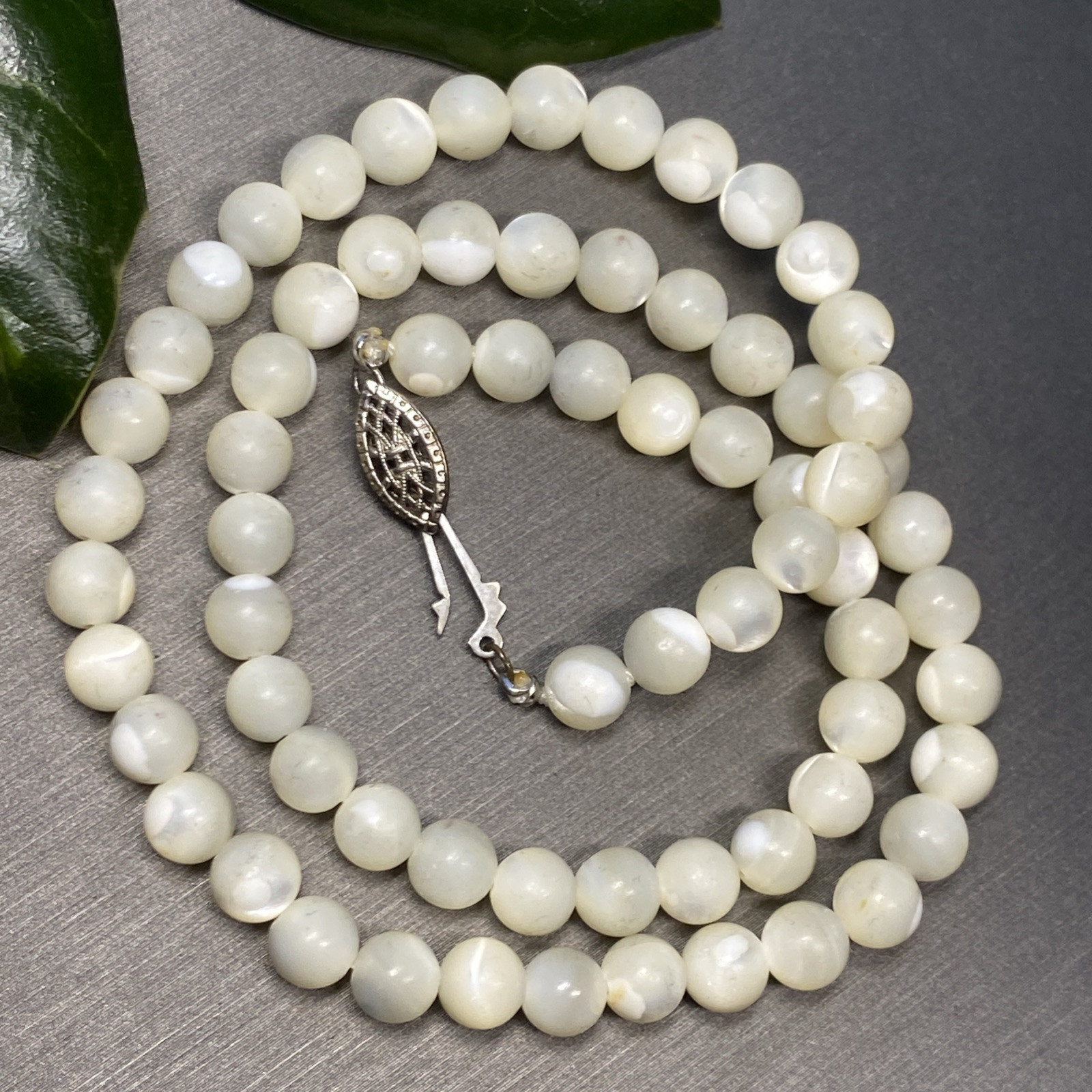Vintage Art Deco Necklace Estate Fine Jewelry Pre-owned MOP Pearl Bead Sterling