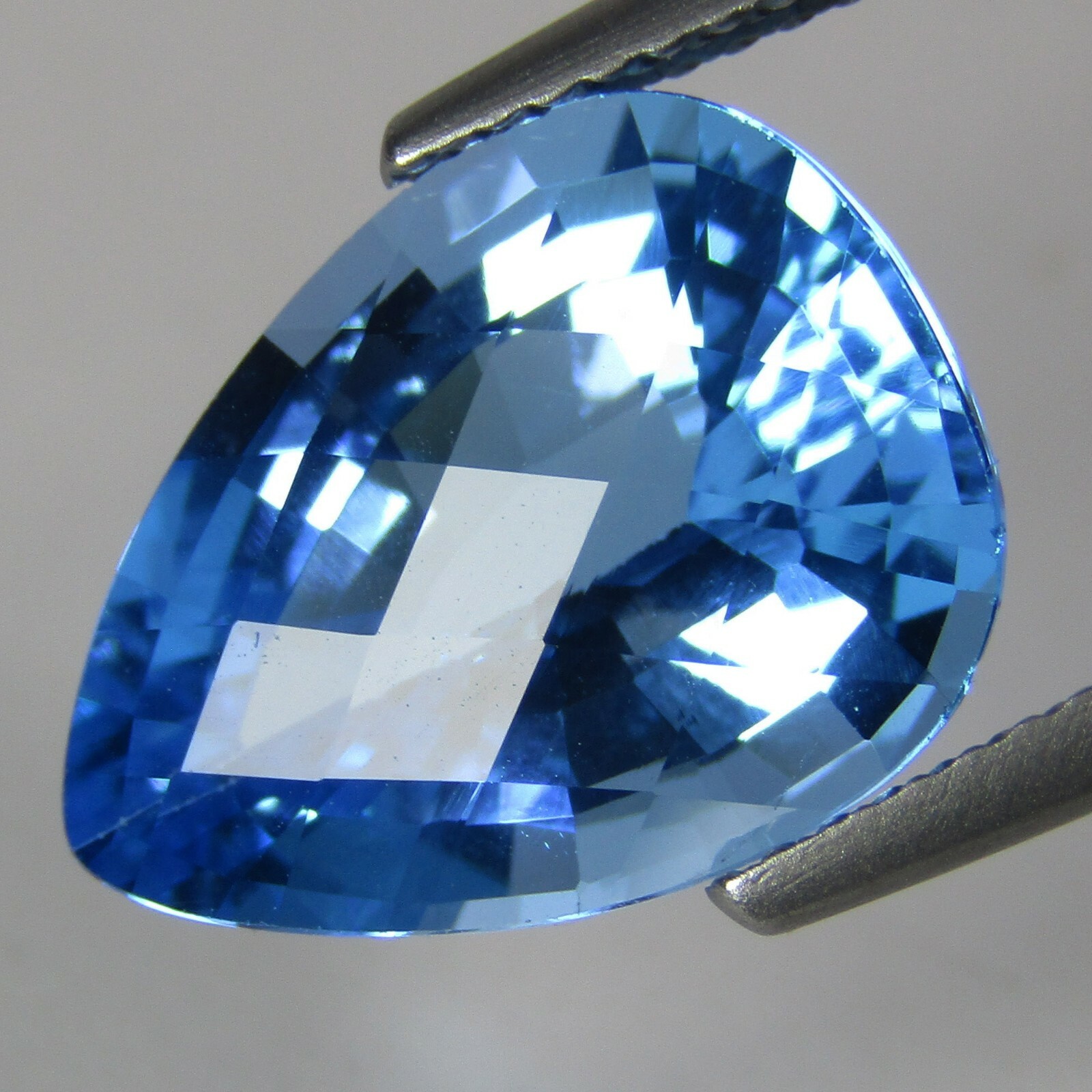 6.70Cts Stunning Natural Swiss Blue Topaz Pear Step Cut Brazil Gemstone Rf-VDO