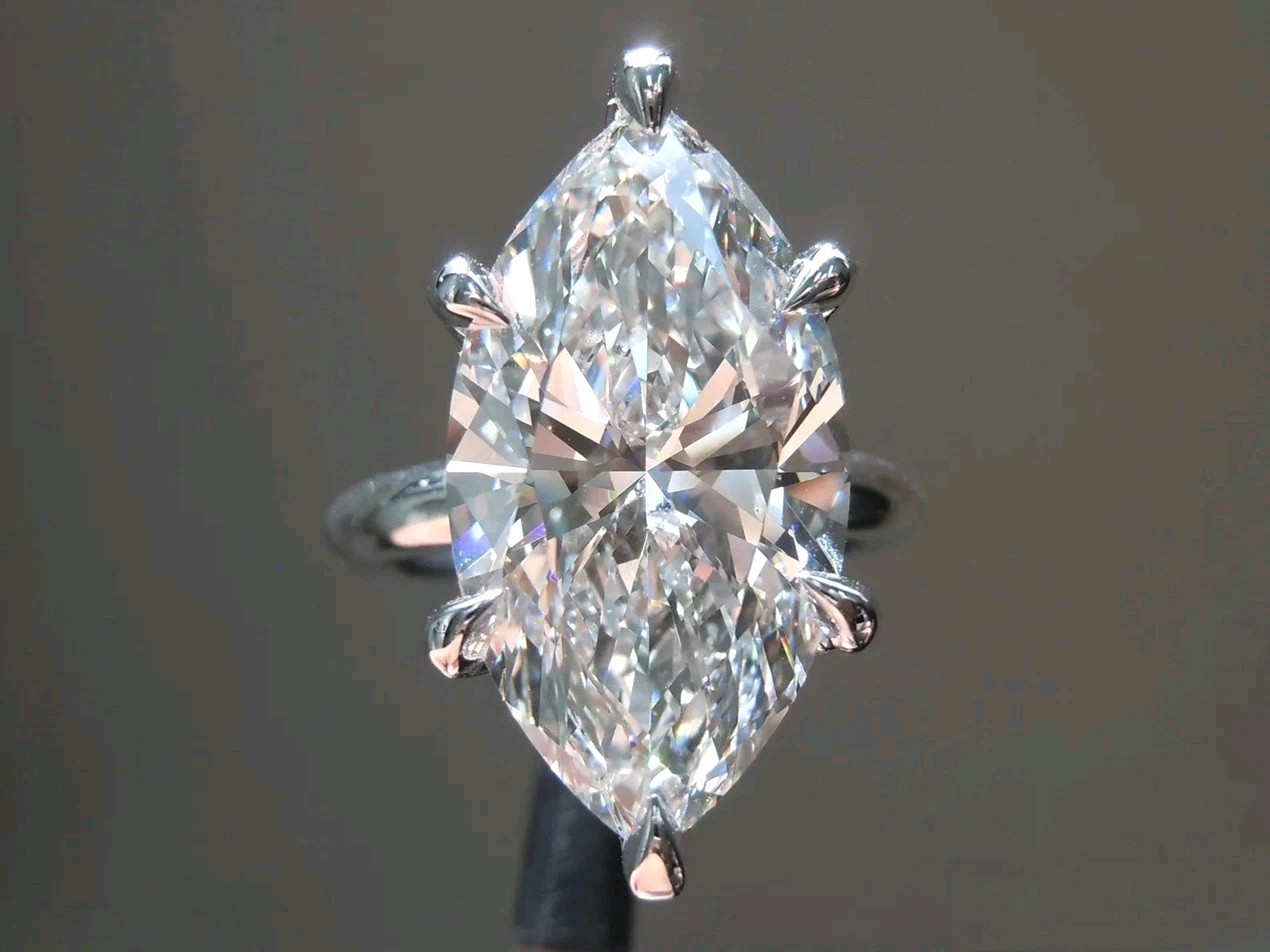 Rare 19 Ct Certified Treated Off White Diamond Solitaire Ring In 925 Silver