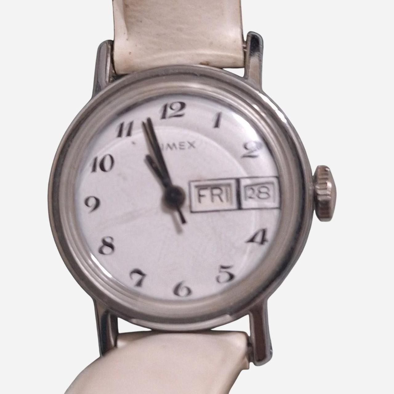 Timex Women’s Quartz Analog Day/Date White Dial White Leather Strap Vintage