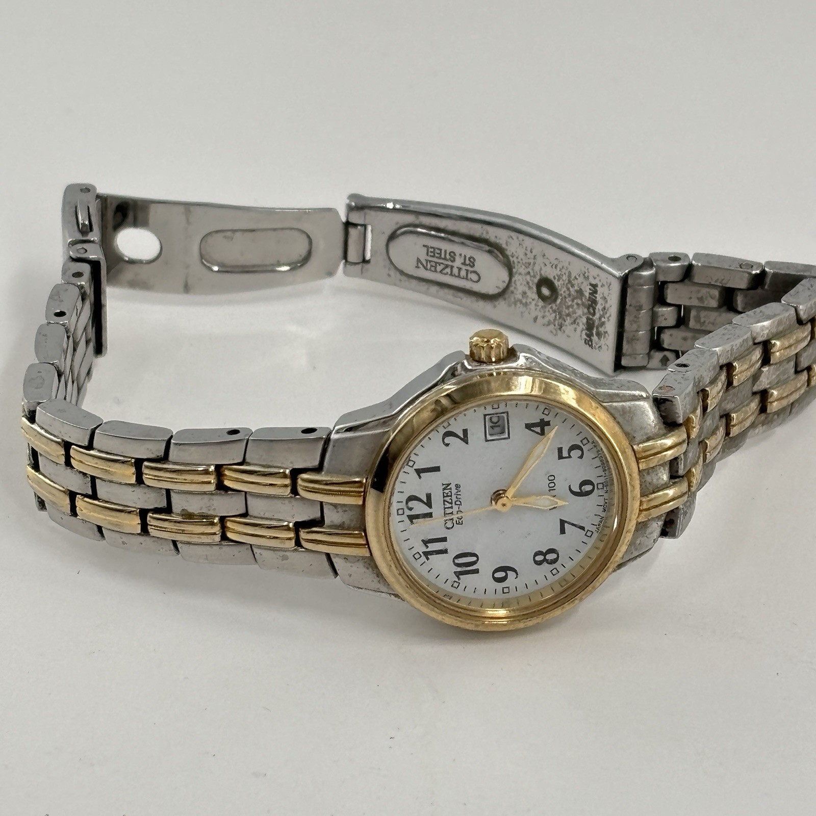 Citizen EW1544-53A Women’s Eco-Drive Stainless Steel Watch 26mm Two-Tone Works