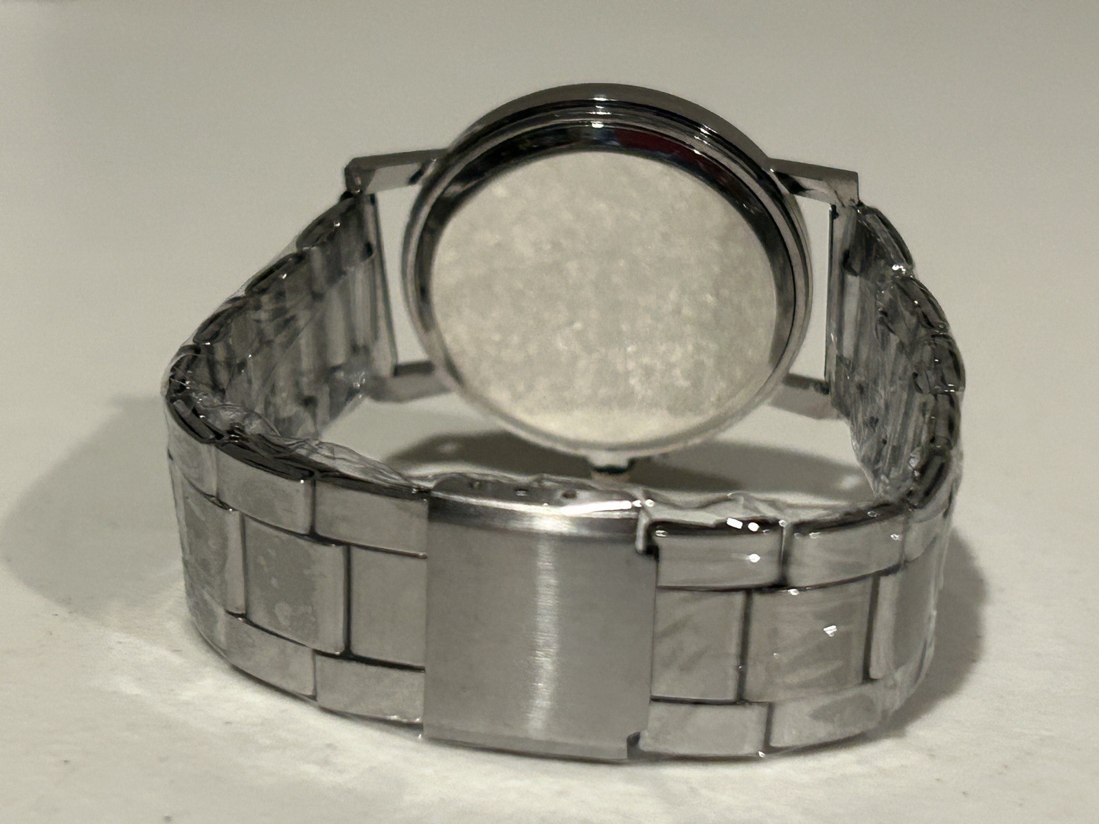 Geneva Wrist Watch Very Light Weight Fresh Battery Free Shipping