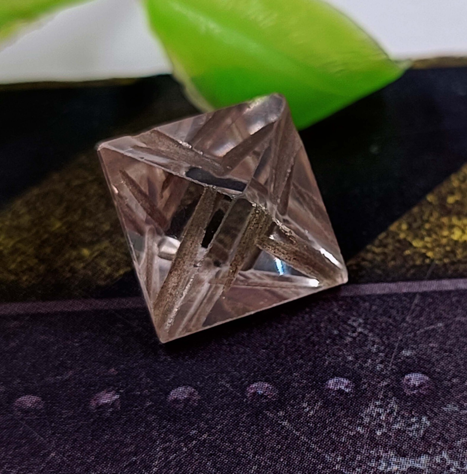 4.10 CT F COLOR VVS1 CLARITY DIAMOND COLORLESS EGL CERTIFIED RAW LOOSE CVD MNG