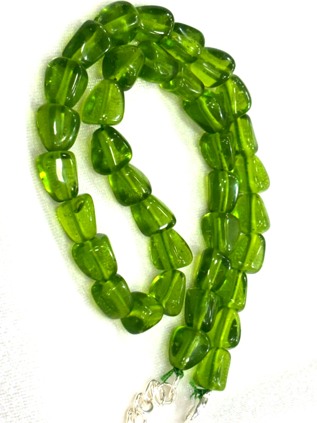 Peridot Quartz Nuggets Smooth 10 mm Gemstone Beads 18″Inch 1 Necklace