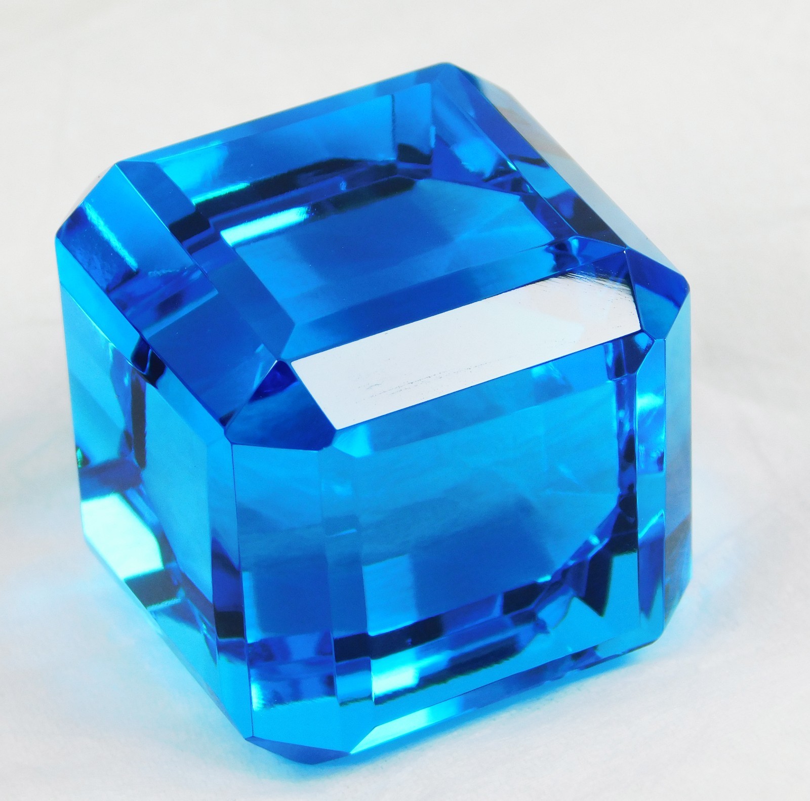 HUGE Natural 300.10 Ct Cube Cut Sky Blue Topaz Certified Loose Gemstone