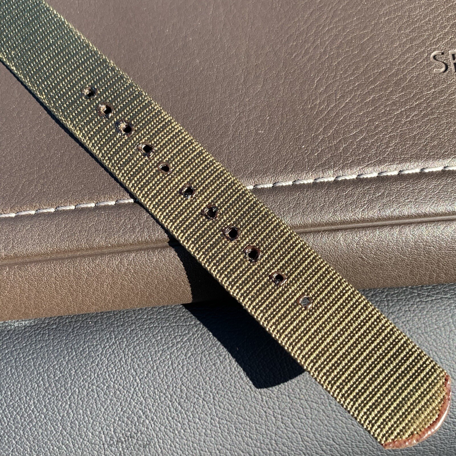 1965 NOS 16mm Military Issue Green Nylon One Piece Strap Fits GG-W-113 DTU 2A/P