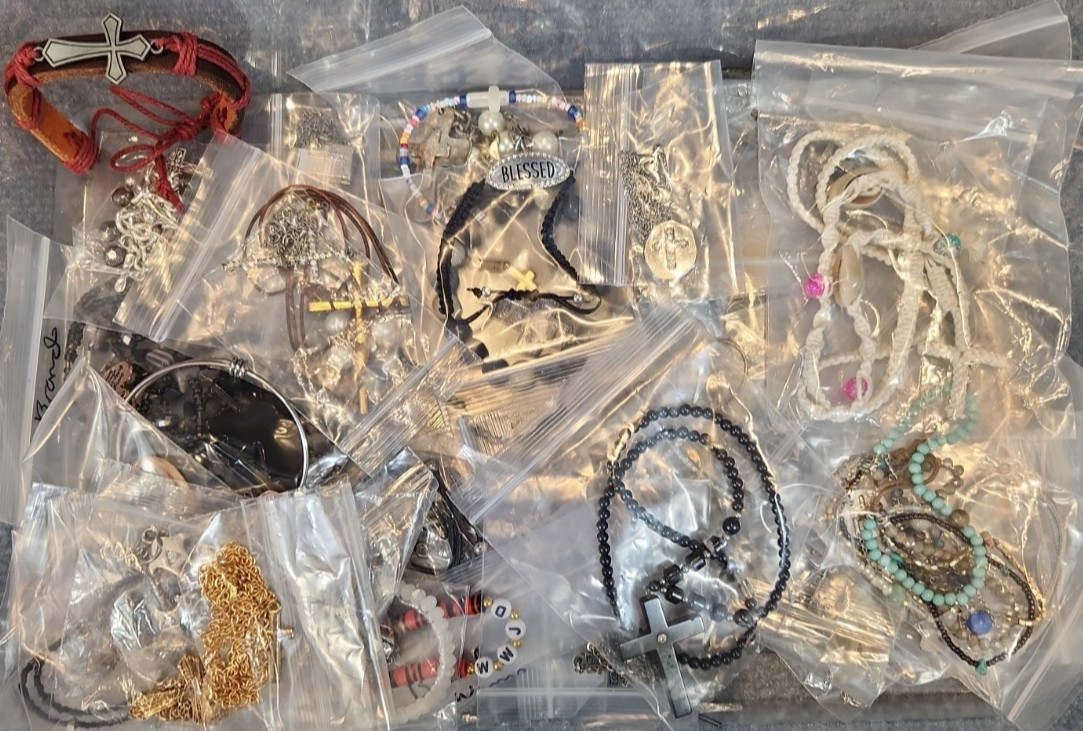 Jewelry Wearable Christian Collection 5 Lbs Lot # 712 See Description