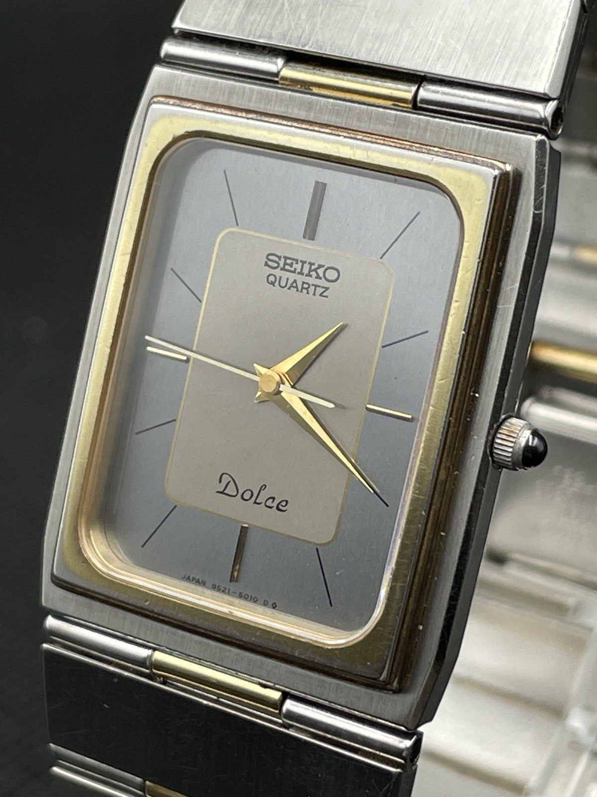 [Very good] Vintage SEIKO DOLCE 9521-5010 Silver Rectangle Quartz Men’s JAPAN