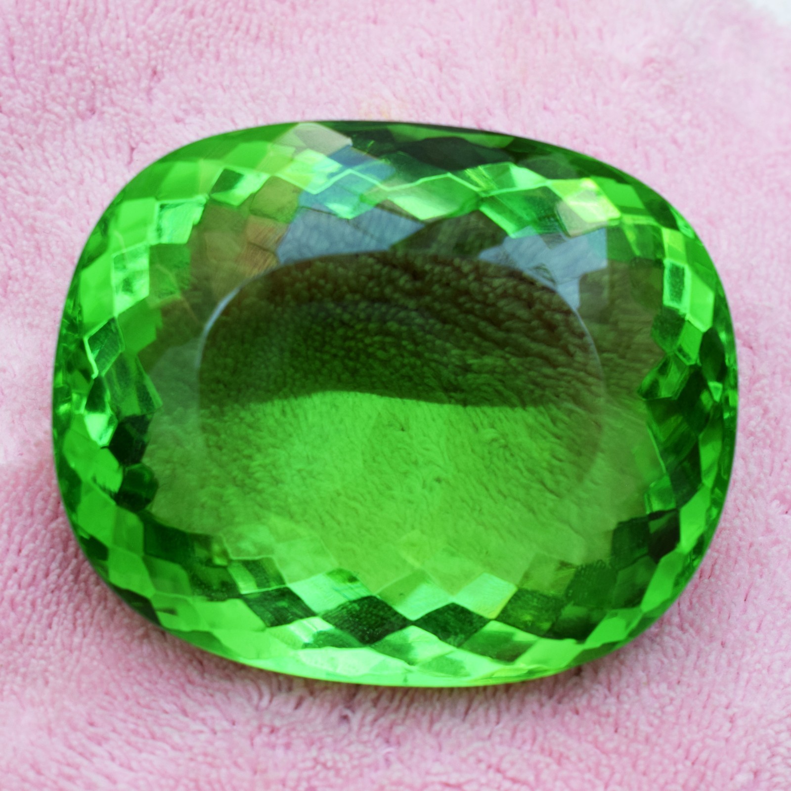 718.50 CT Flawless Green Peridot Cushion Cut Certified Rare Size Loose Gemstone