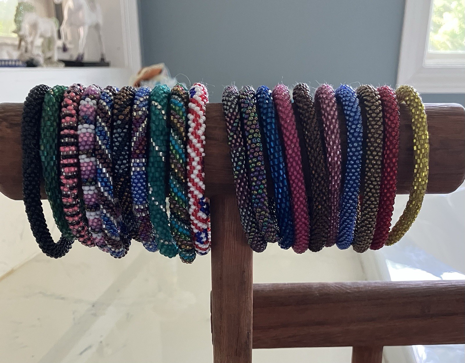 Sashka Nepal Glass Seed Bead Bracelets- Lot Of 20- Excellent Condition